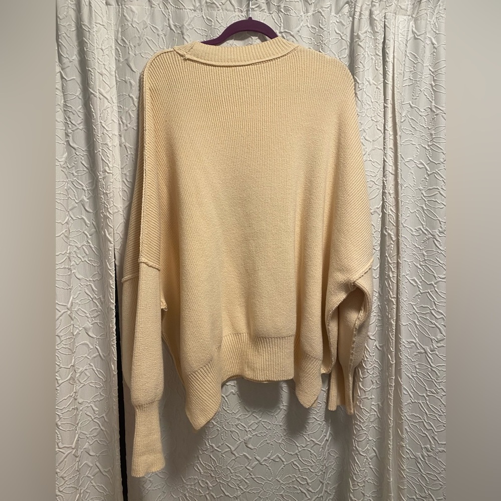 Free People Sweater - Picture 2 of 2